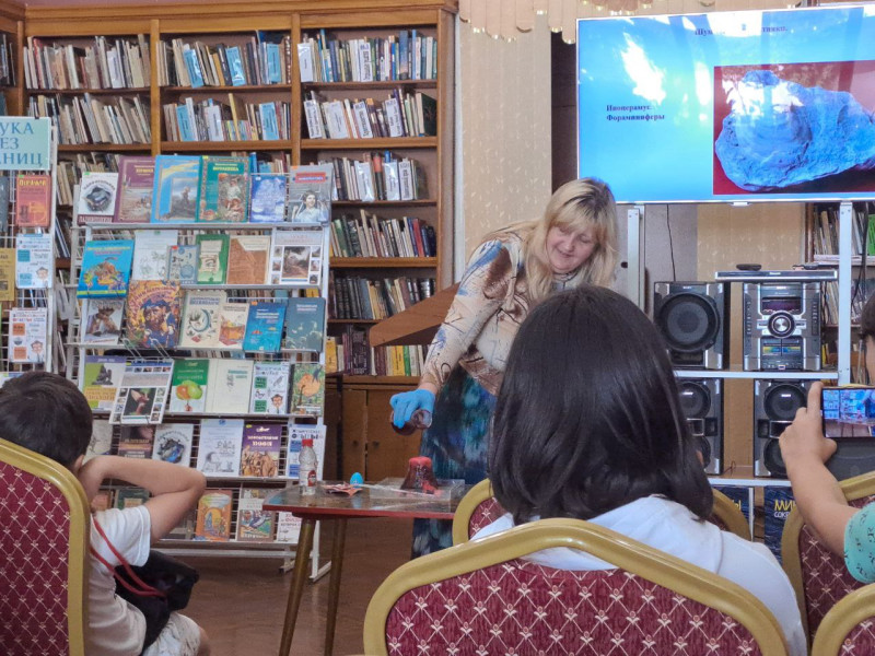 Областная библиотека для детей и молодёжи им. и. Соколова-Микитова.