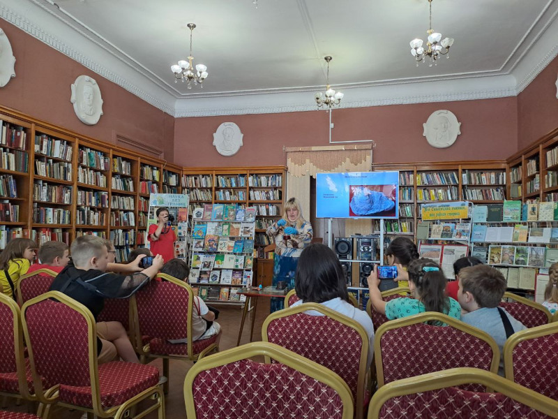 Областная библиотека для детей и молодёжи им. и. Соколова-Микитова.